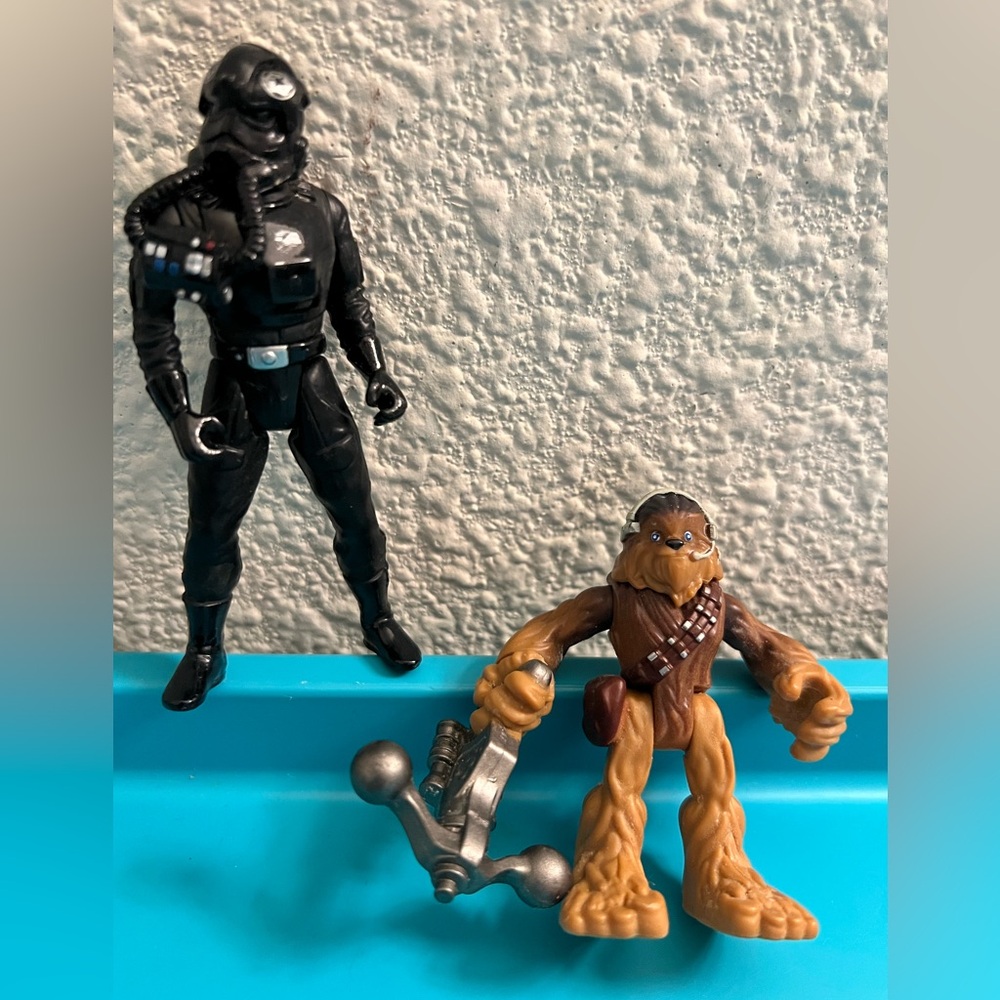 Star Wars Action Figure Bundle – Kenner TIE Fighter Pilot & Hasbro Chewbacca